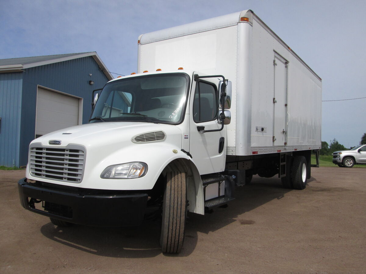 <p>#2870  2015 Freightliner M2-106 box truck, Cummins ISB 200HP Engine, Allison Automatic transmission with overdrive, Spring suspension, air brakes, Ratio 6.14, Axle ratings front 10000lbs rear 17500lbs, bud steel wheels, 11R22.5 tires (wear remaining front 90% rear 80%) Wheel base 265
